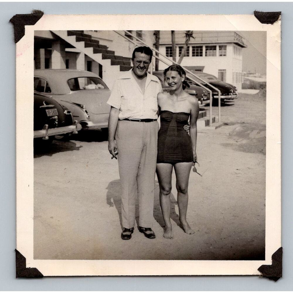 1951 Couple Woman Swimsuit Village Inn Hotel Photo Panama Beach FL Vtg Cars